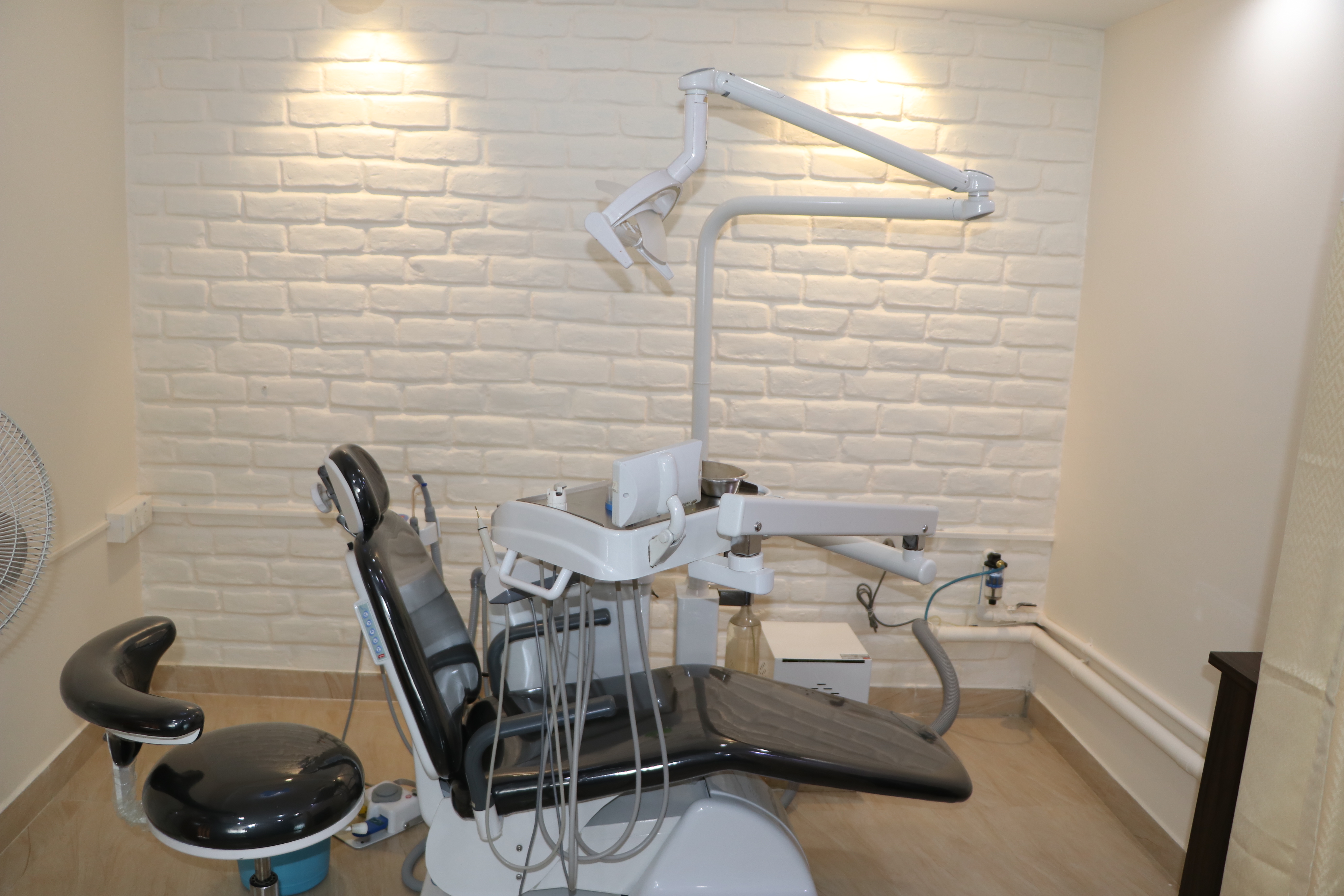 Dental Clinic in Udumalaipettai